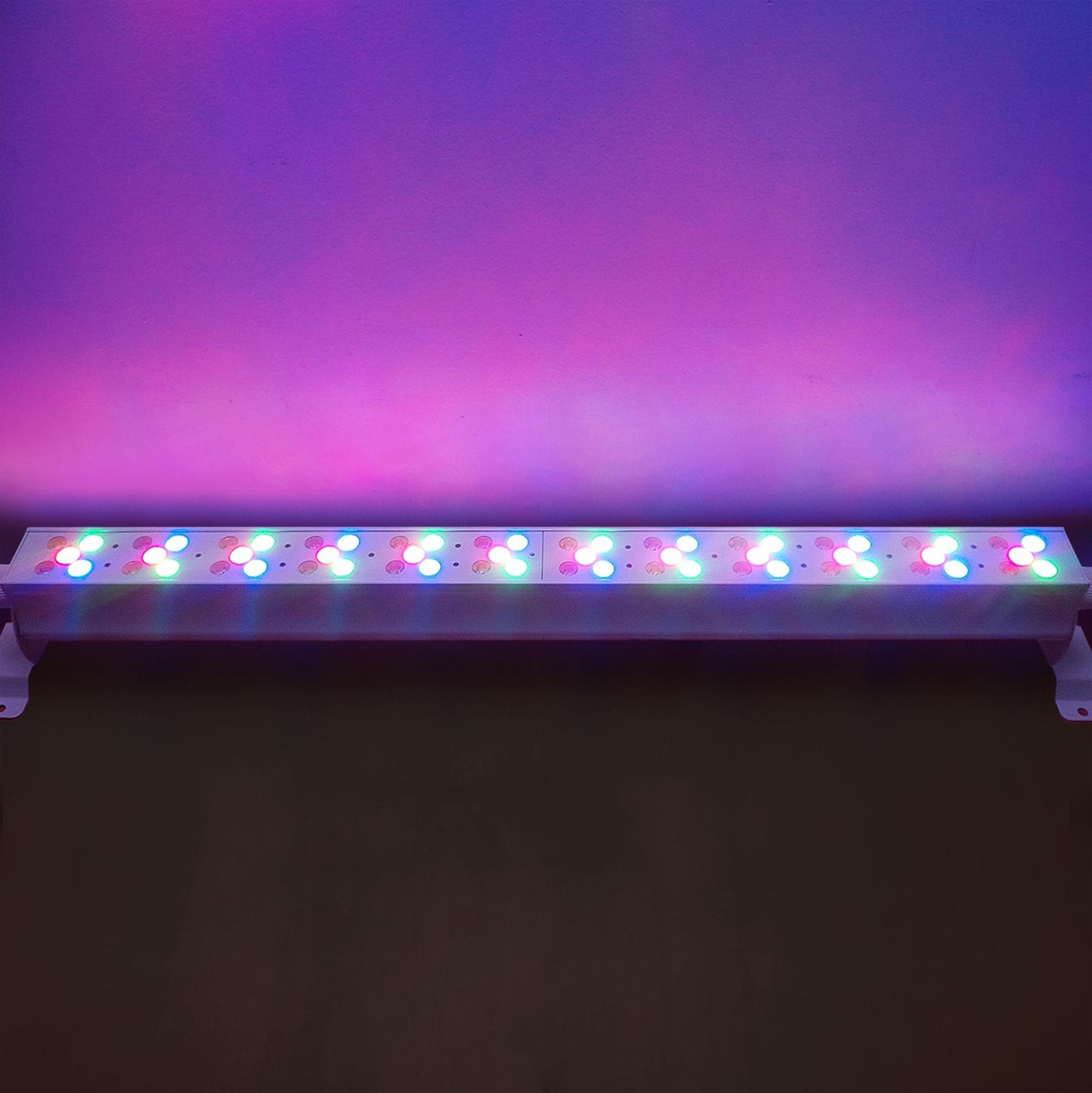 XStatic X-BAR60RGBWA-B IRC Dazzler RGBWA LED Uplight With Carry Bag ...